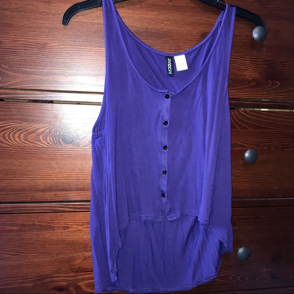 H&M Divided button tank top